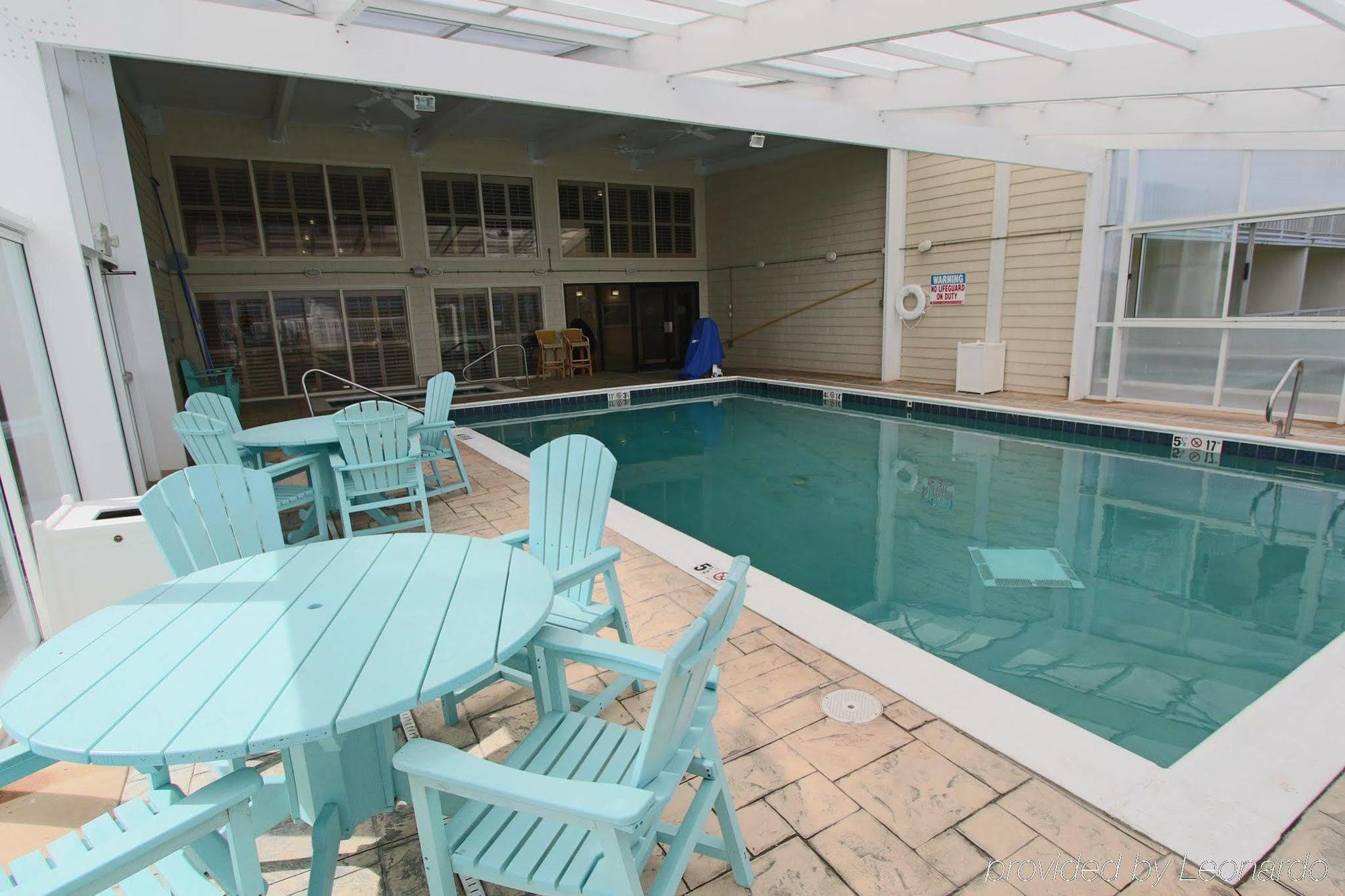 Ramada Plaza By Wyndham Nags Head Oceanfront Hotel Kill Devil Hills Exterior photo